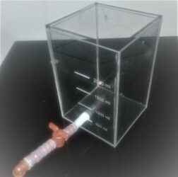 Vaso acrilico con llave de 2000ml